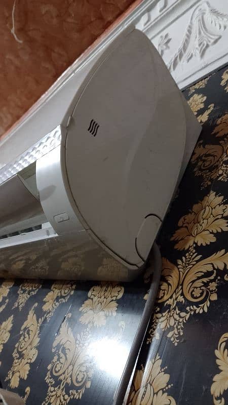 Haier 1 ton non inverter 3