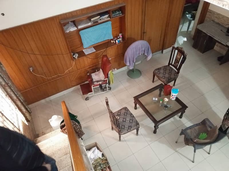 1 Kanal Corner House On Hafeez Taib Main Commercial Road 7