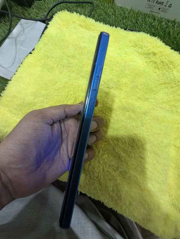 G04 8+8 / 128 7