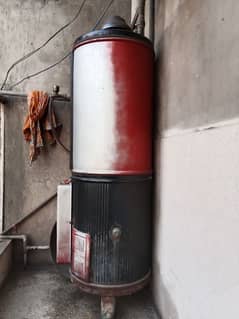 medium size all ok geyser. contact 03330031118 .