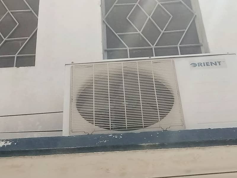 Orient Used Split AC 1.5 ton for sale 3