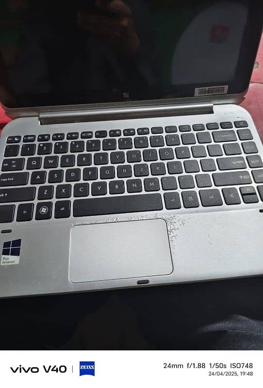 "Urgent Sale! Branded Laptop at a Bargain Price" 2