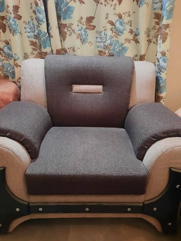 5 seater Sofa set 1