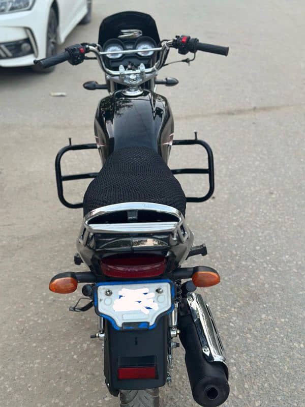 Yamaha YBZ 10 by 10 condition. Used with care. 11