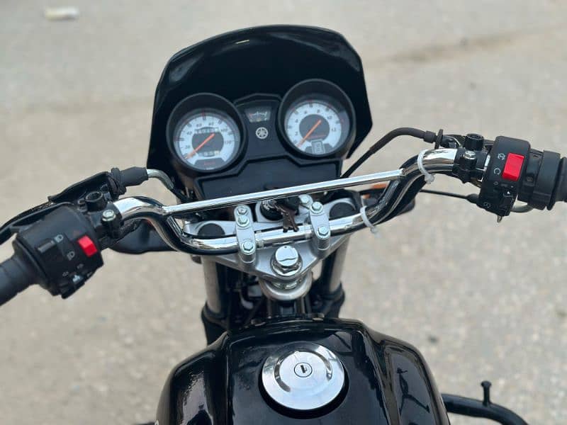 Yamaha YBZ 10 by 10 condition. Used with care. 12