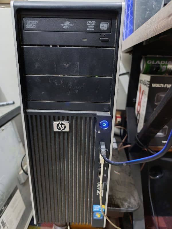 HP Z400 with 27'lcd 0