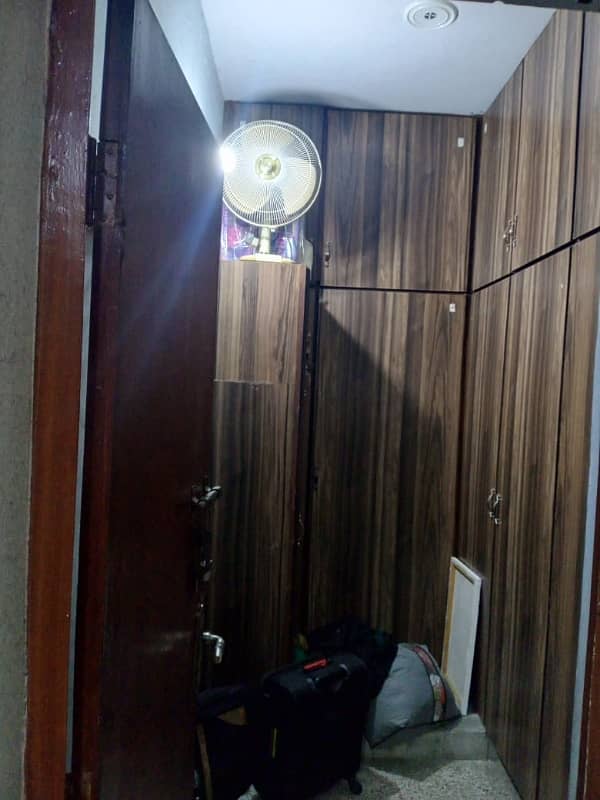 10 Marla Upper Portion 2 Bed Separate Gate For Rent 8