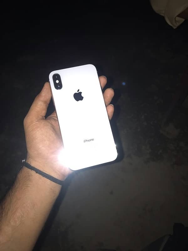 iphone x condition 10/10 1