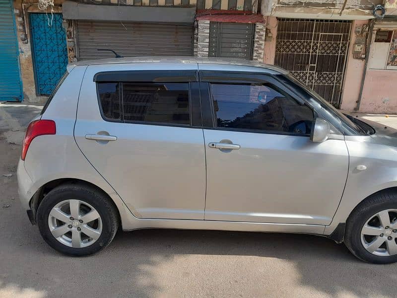Suzuki Swift DLX 1