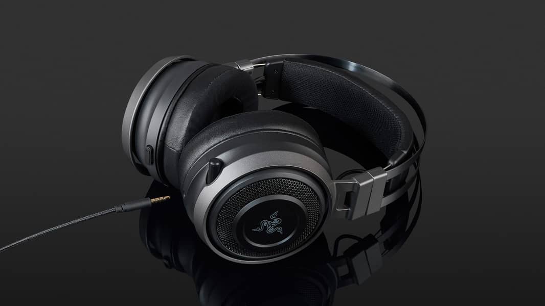 Razer Nari Gaming Headset – Insane Bass, Great Condition 0