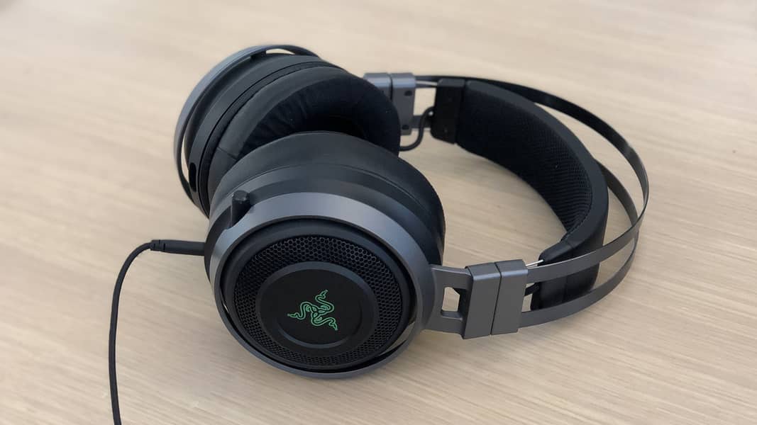 Razer Nari Gaming Headset – Insane Bass, Great Condition 2