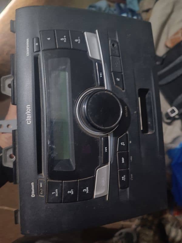 wagon R vxl 2018 original multimedia player 0