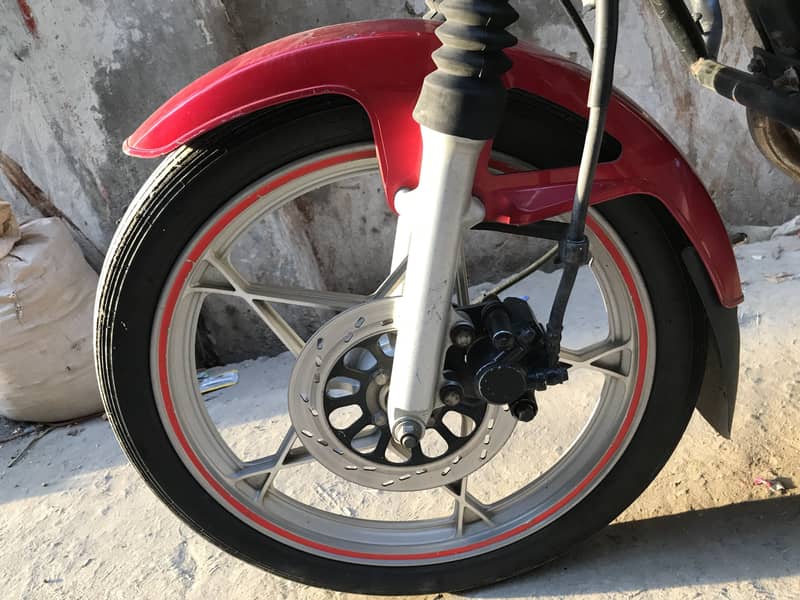 Suzuki Gs 150 3