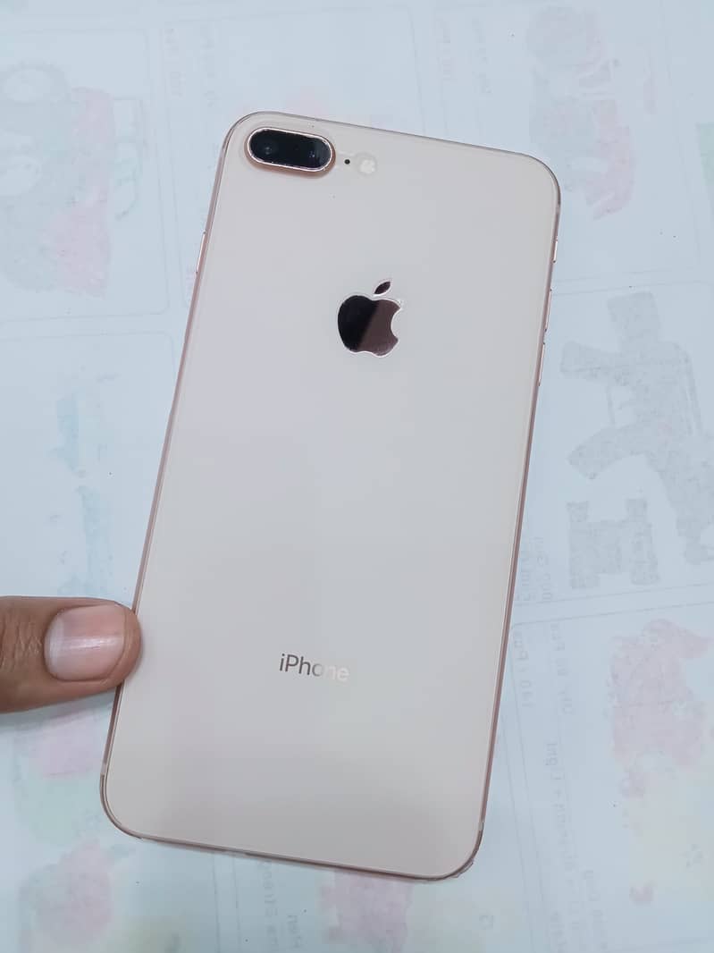 iPhone 8 Plus 64 gb non PTA Gold 0