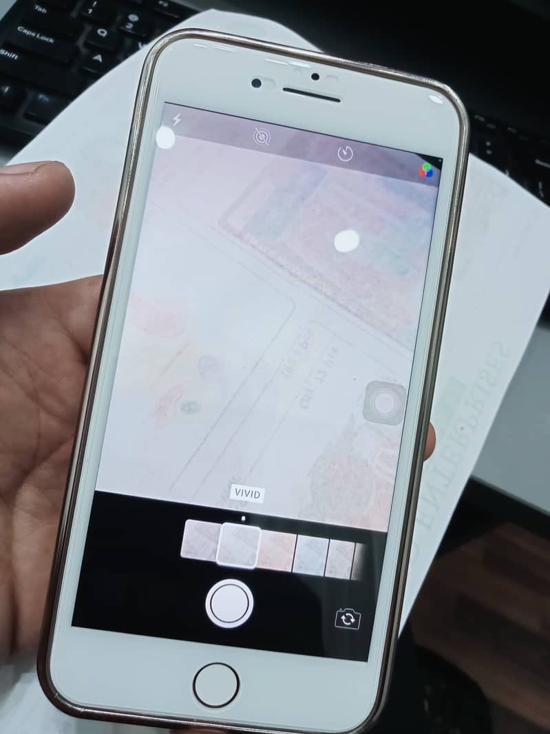 iPhone 8 Plus 64 gb non PTA Gold 3