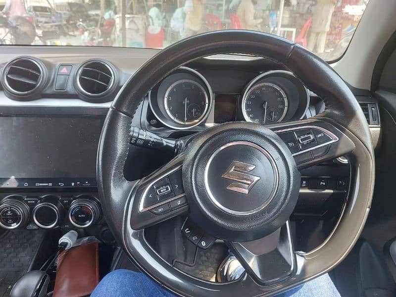 Suzuki Swift 2022 5