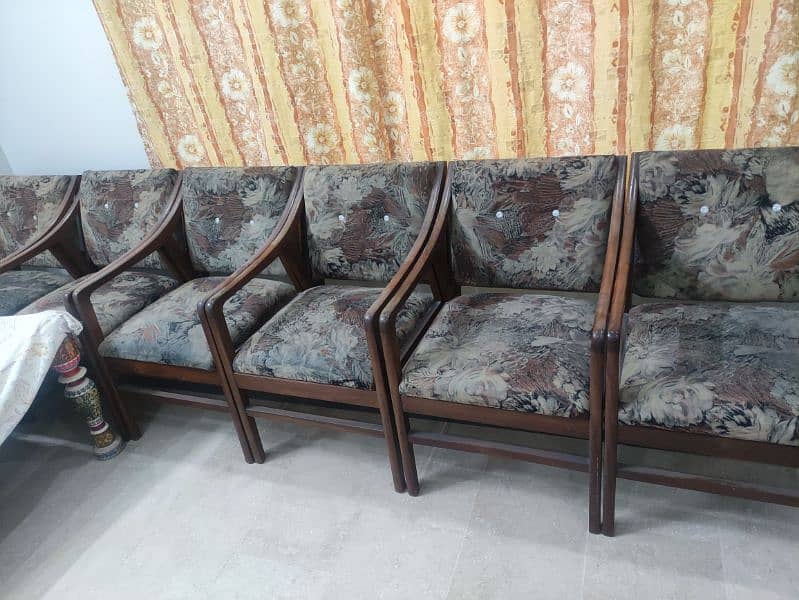 Wooden Chairs 0