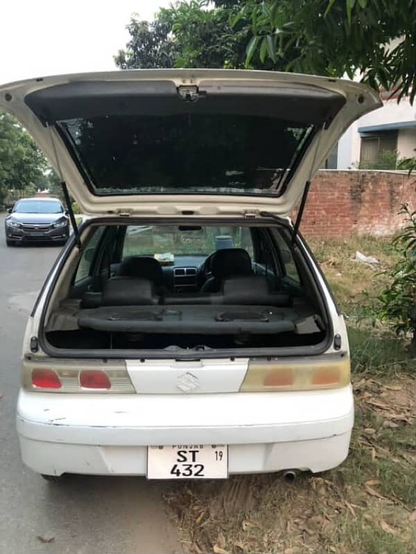 Suzuki Cultus 2012 1
