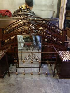 king size bedset in excellent condition