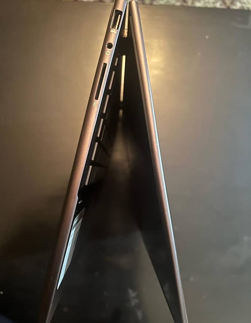 HP Envy x360 8