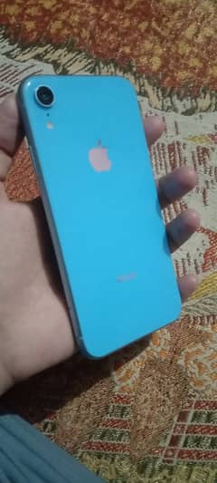 iphone XR 64GB