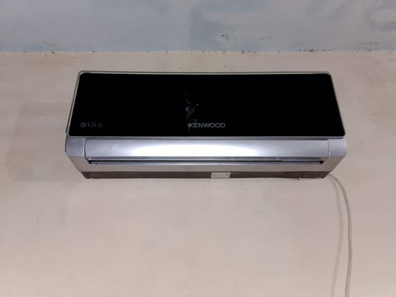 Ac 1 Ton For Sale In Working Condition 0