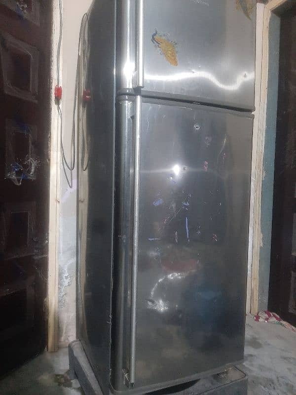 dawlance fridge no technically problem works properly 0