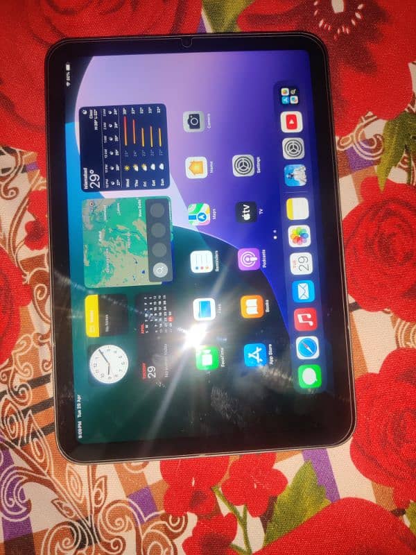 ipad mini 7 128GB just box opened 2days used 0