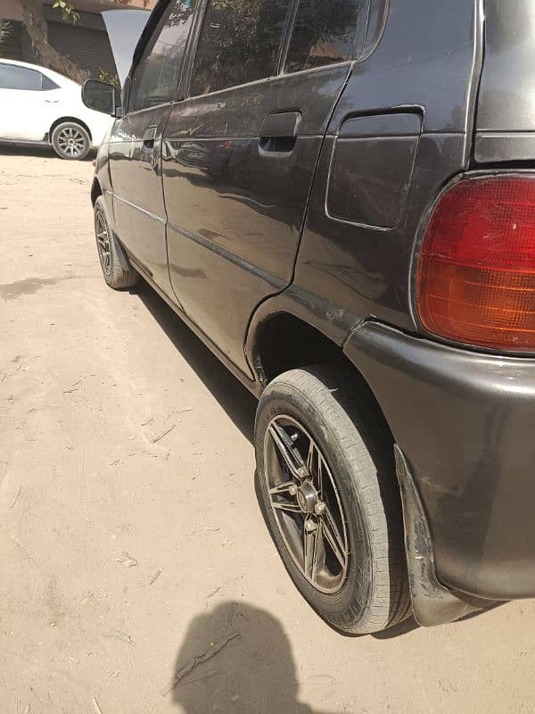 Daihatsu Cuore 2006 4