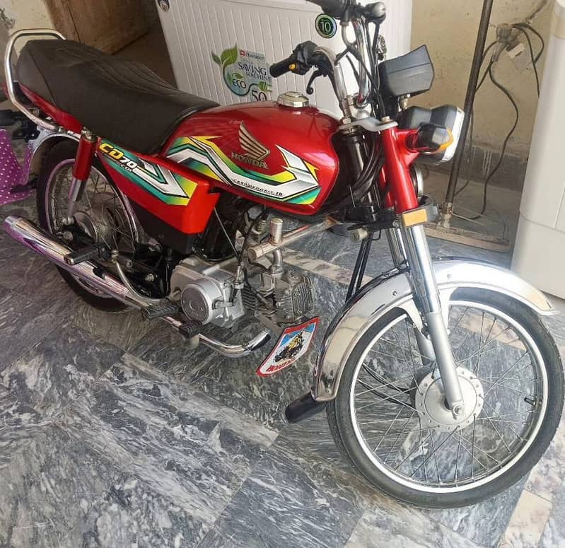 Honda CD70 2023 model red colour applied for 1