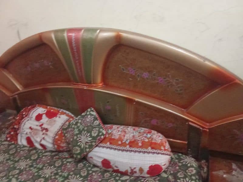bed and sofa 4