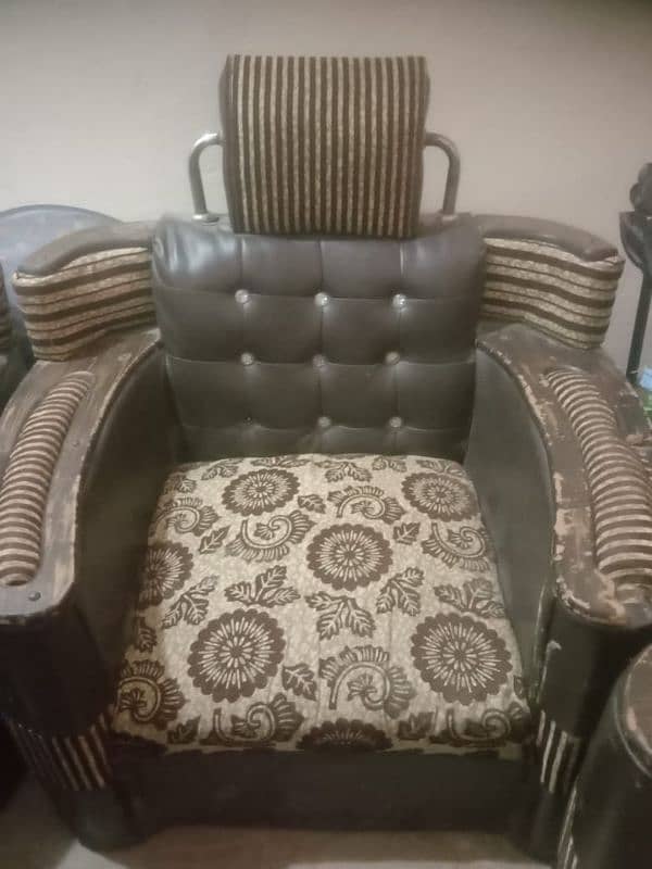 bed and sofa 10