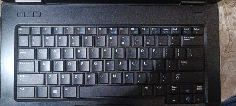 Dell latitude E5440 3