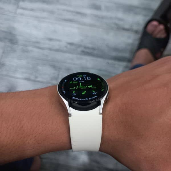 Samsung watch 6 40mm 10/10 21k final 3