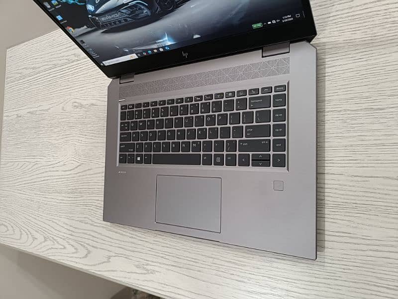 Hp Zbook Studio 15 G5 core i7 9th gen hexacore (i7-9850H) 4gb Nvidia 6