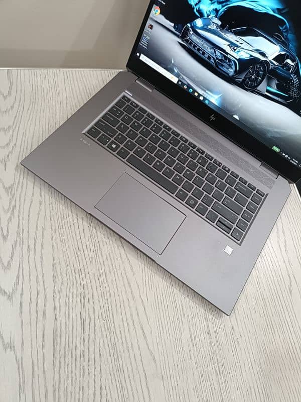Hp Zbook Studio 15 G5 core i7 9th gen hexacore (i7-9850H) 4gb Nvidia 7
