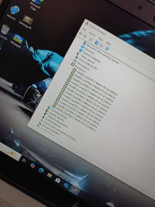 Hp Zbook Studio 15 G5 core i7 9th gen hexacore (i7-9850H) 4gb Nvidia 18