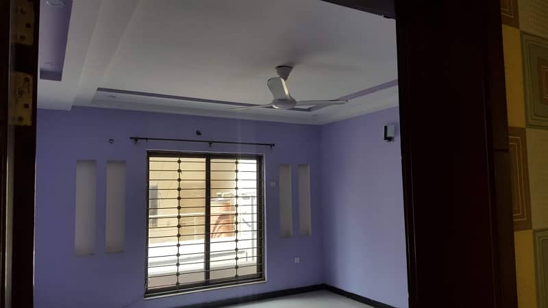 1 KANAL UPPER PORTION FOR RENT 10