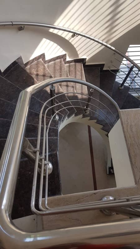 1 KANAL UPPER PORTION FOR RENT 11