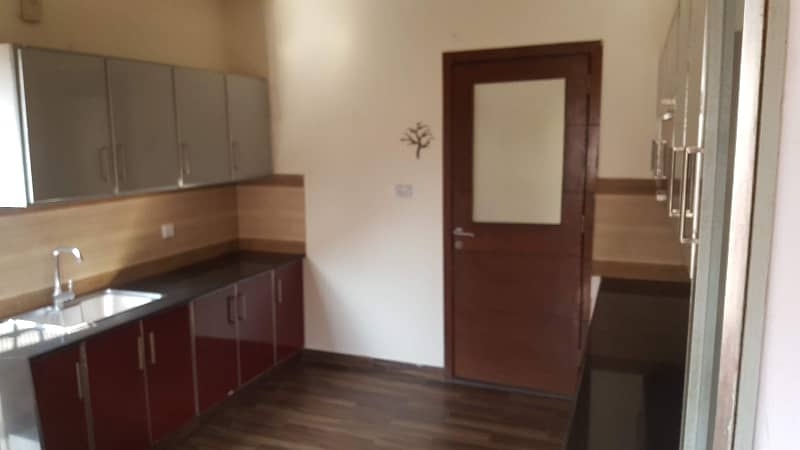 1 KANAL UPPER PORTION FOR RENT 13
