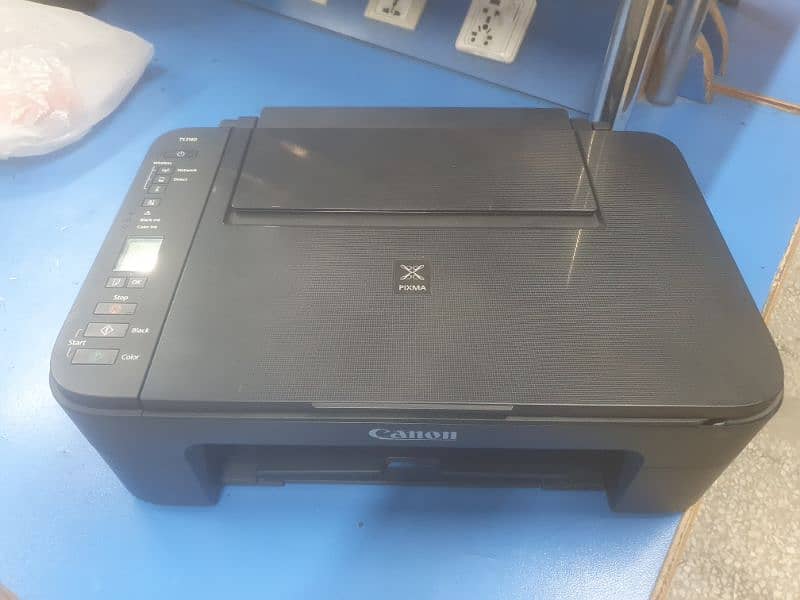 Canon Pixma (Colour Printer + Scanner) 0