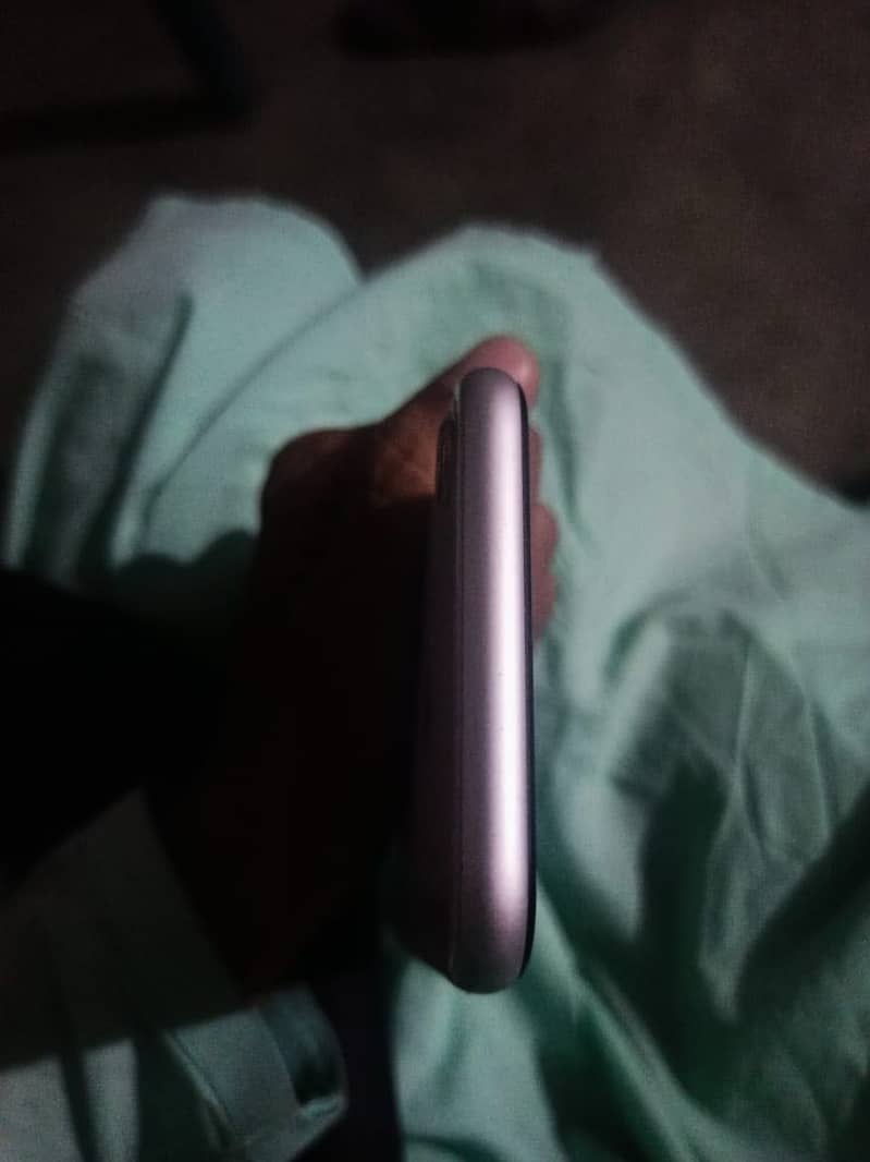 Iphone xr 4