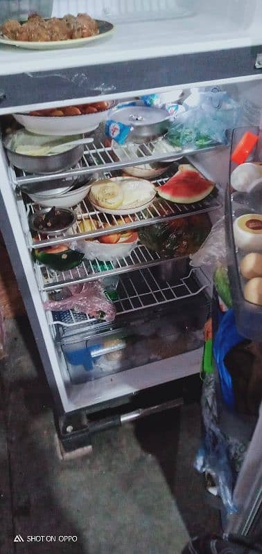 gree fridge ful size 3
