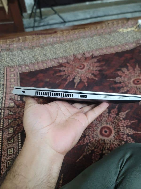 HP zbook 15u g5 15 inch with 2 gb gpu |16/512| 5