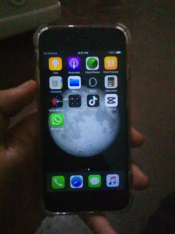 iphone (6).  64gb non PTA 0