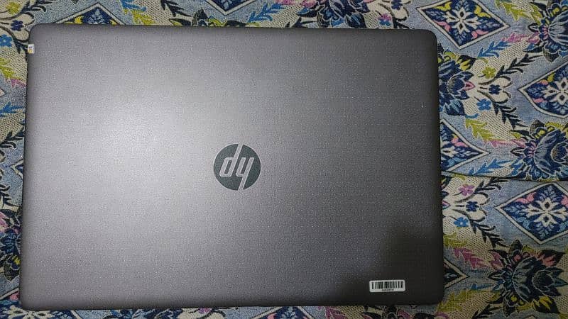 hp zbook studio g3 touch screen 16/256 4gb gpu 1