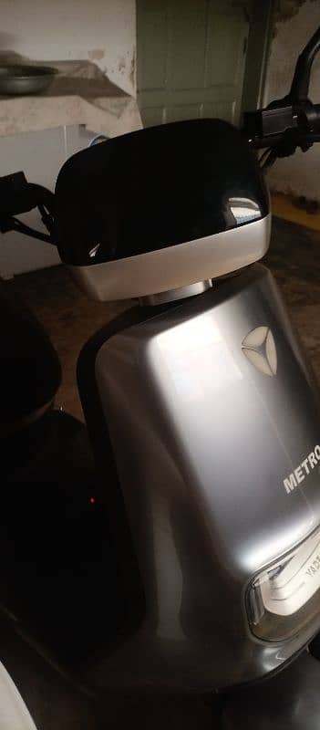 Metro E8s pro 8