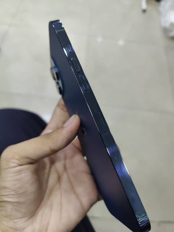 12 pro max 5