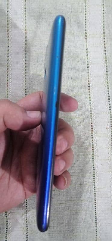 itel mobile 2/32GB , pta approved mobile 4