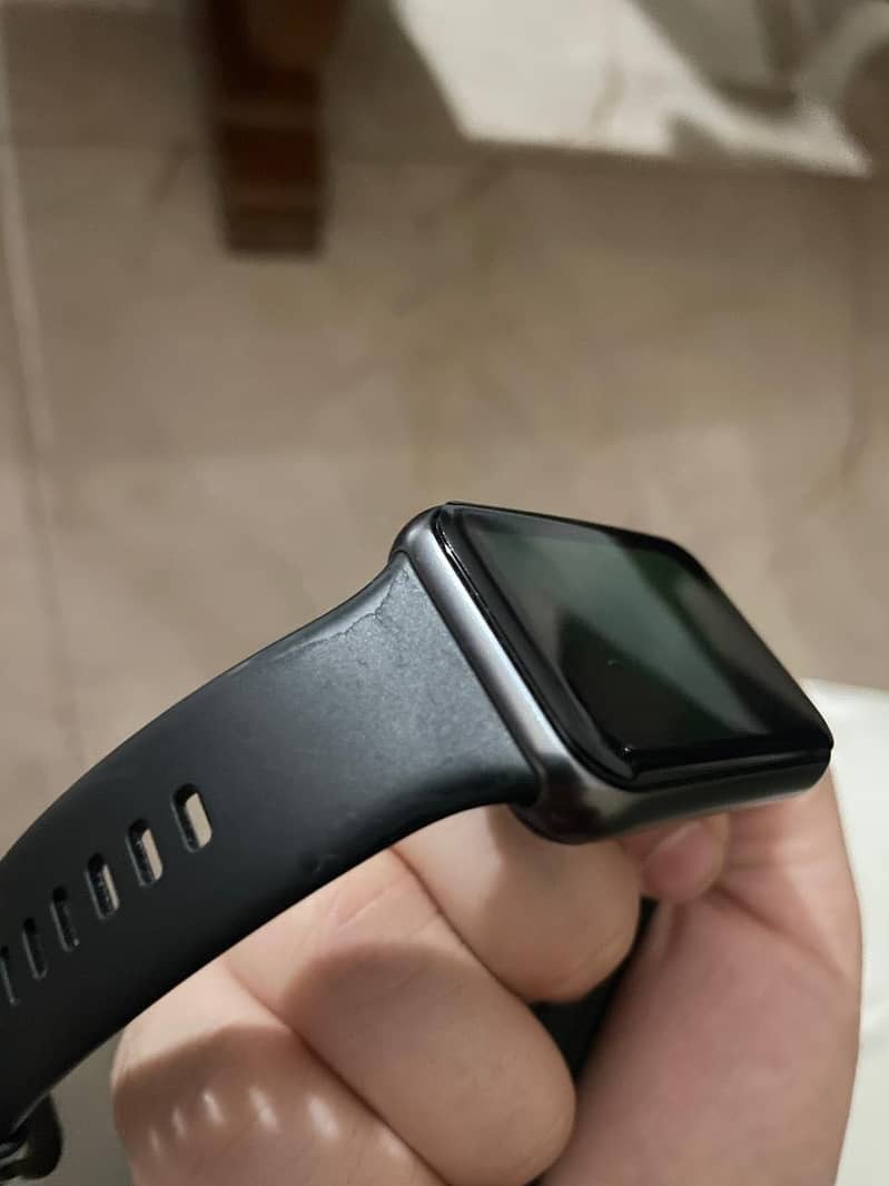 Huawei fit 2 smart watch + fitnesss 1